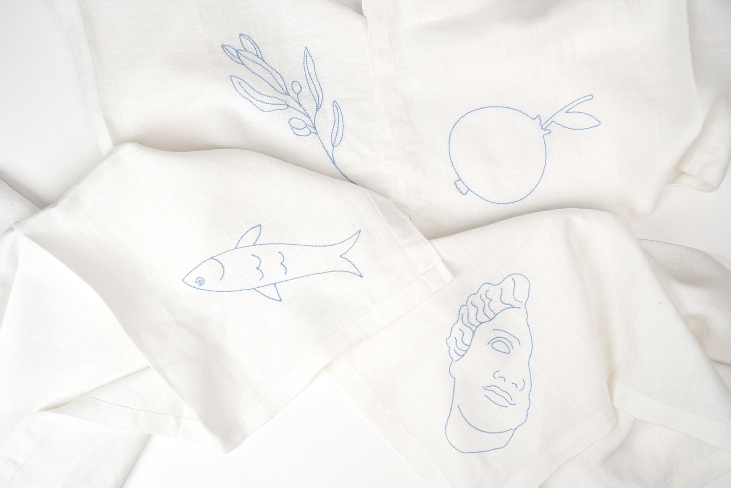 Grecian Goddess Series Tablecoth & Napkin Set