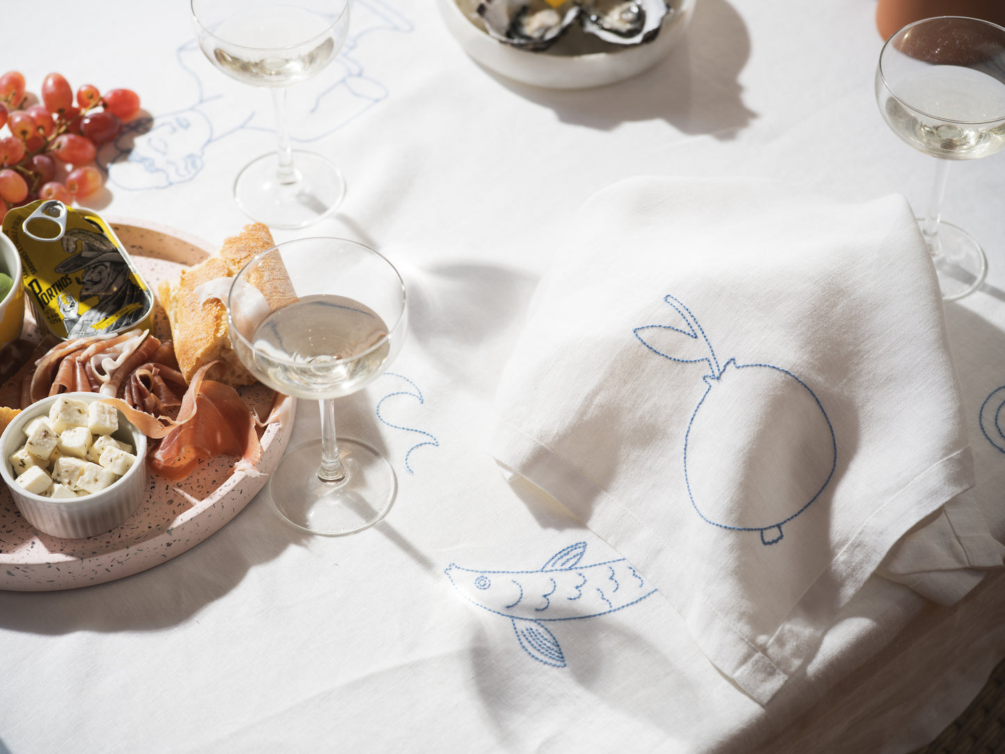 Grecian Goddess Series Tablecoth & Napkin Set